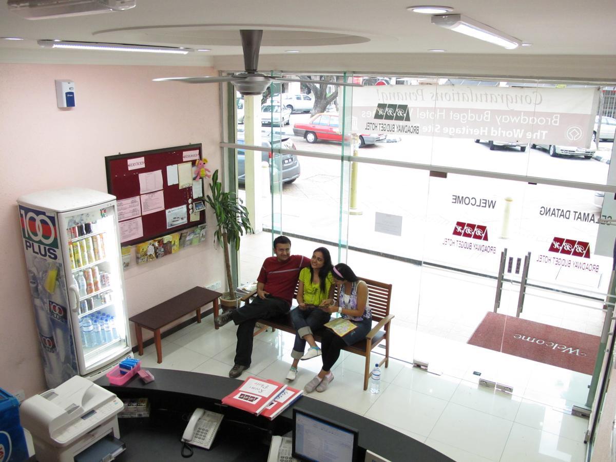 Broadway Budget Hotel จอร์จทาวน์ ภายนอก รูปภาพ