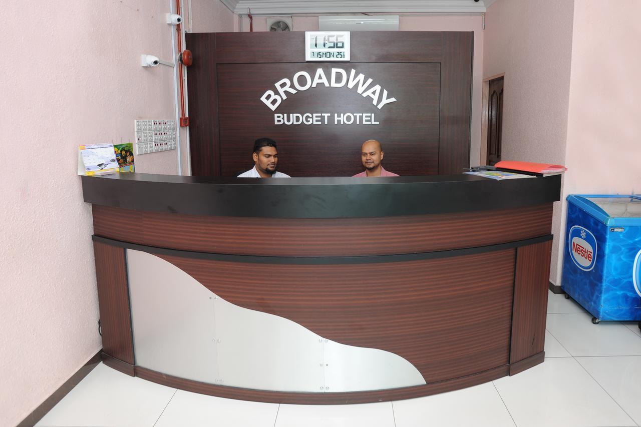 Broadway Budget Hotel จอร์จทาวน์ ภายนอก รูปภาพ